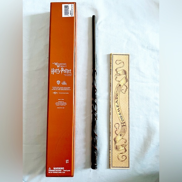 Other - Hermione Granger wand New in Box from The Wizarding World of Harry Potter